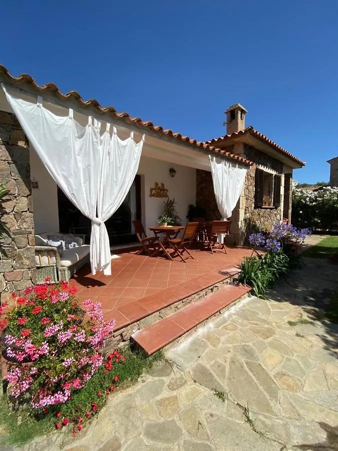 La Villetta San Teodoro  Bed & Breakfast