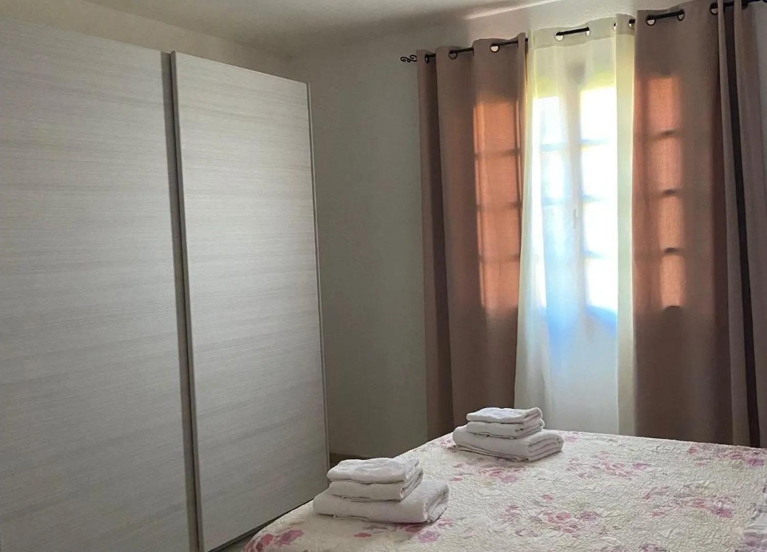 Bed & Breakfast La Villetta San Teodoro  Italy