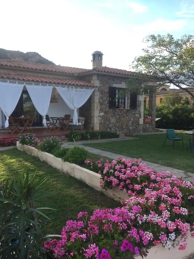 Couette-café La Villetta San Teodoro
